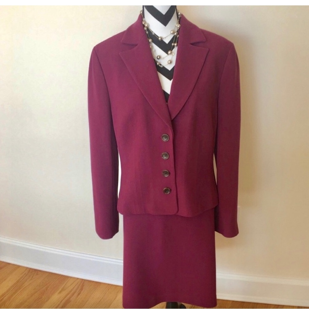 Ann Taylor 2 piece suit